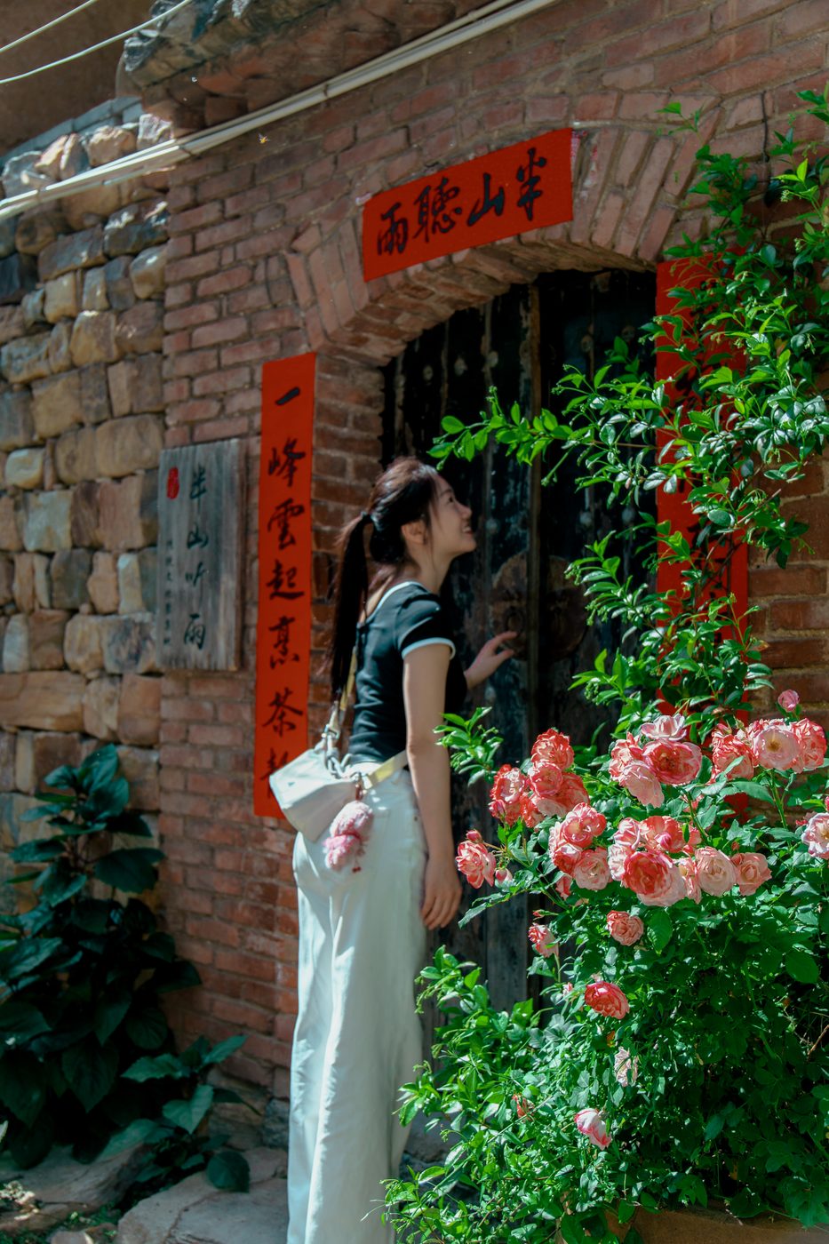 禅心居 · 玫瑰花墙 · 半山听雨煮茶